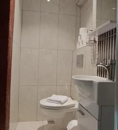 Appartamento Beyoglu'nda Guzel Bir Daire 1 Provincia di Istanbul
