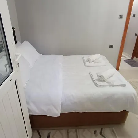 Beyoglu'nda Guzel Bir Daire 1 Appartamento Provincia di Istanbul